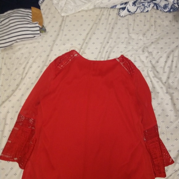 ♥️ Red bohemian lace detail shirt - Picture 5 of 6